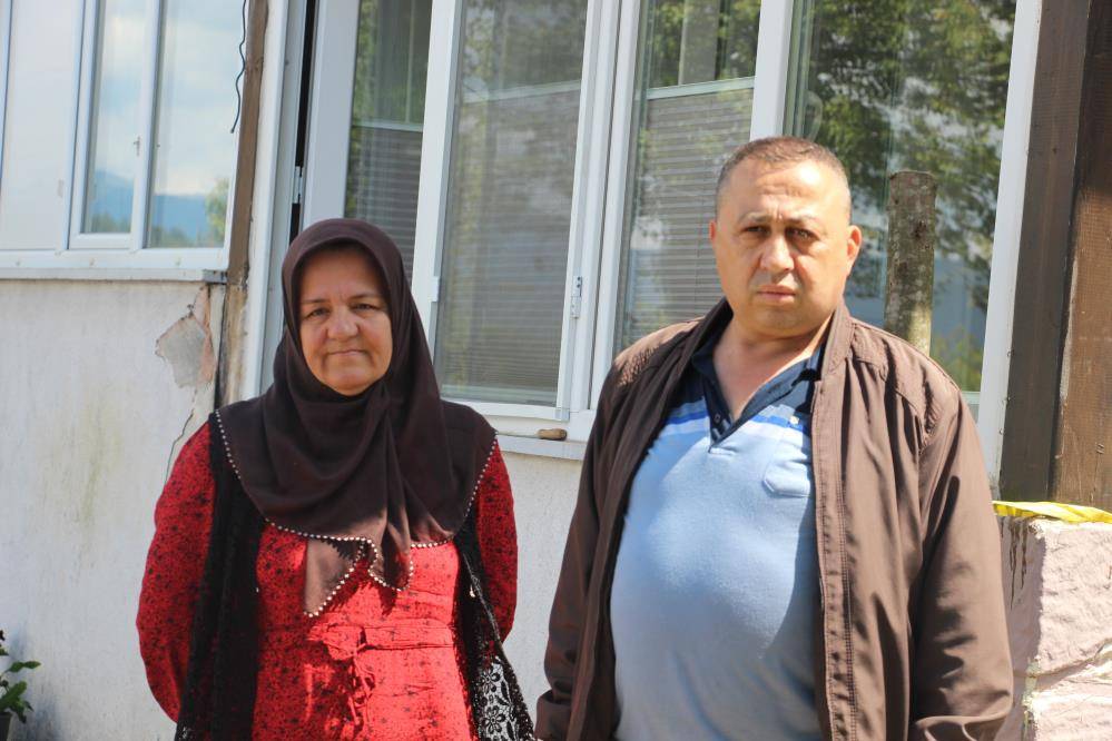 Köy evinde esrarengiz olay: Yanan evlerinin yerine yaptıkları ev de yandı 8